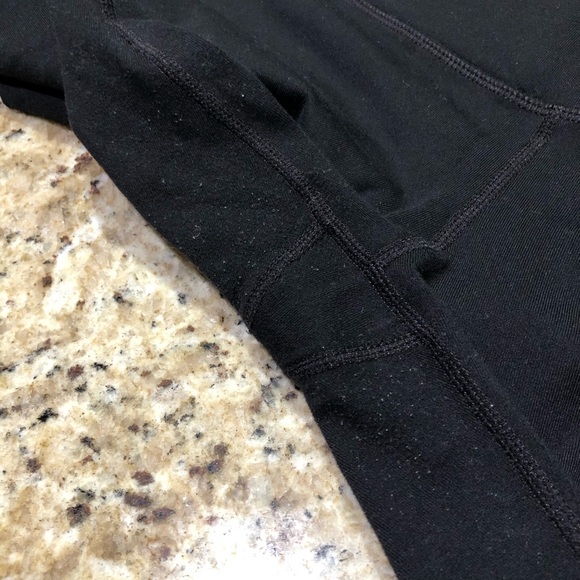 Athleta Crop - Picture 4 of 8